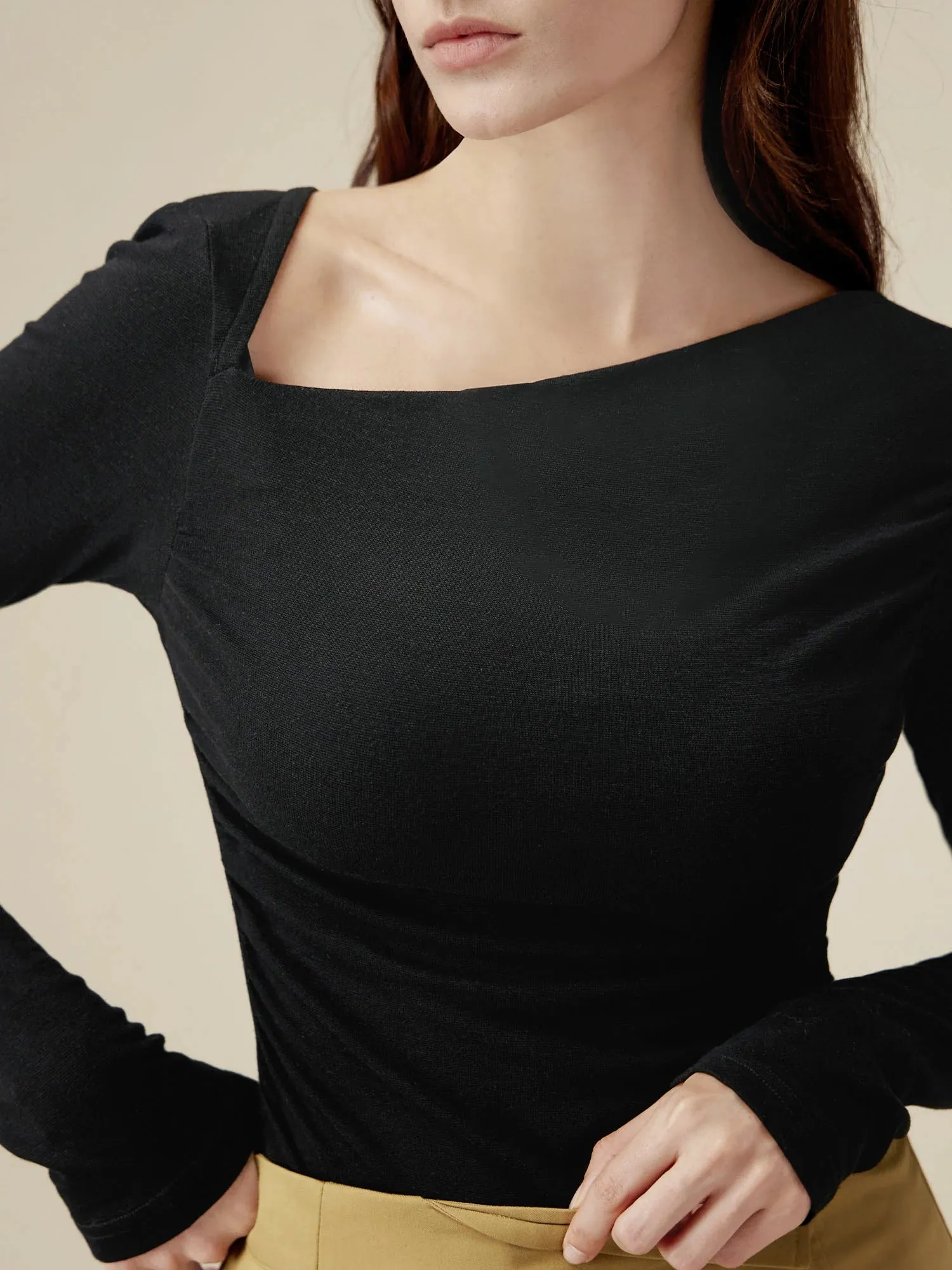 Amoretu Irregular Neck Slanted Shoulder T-Shirt