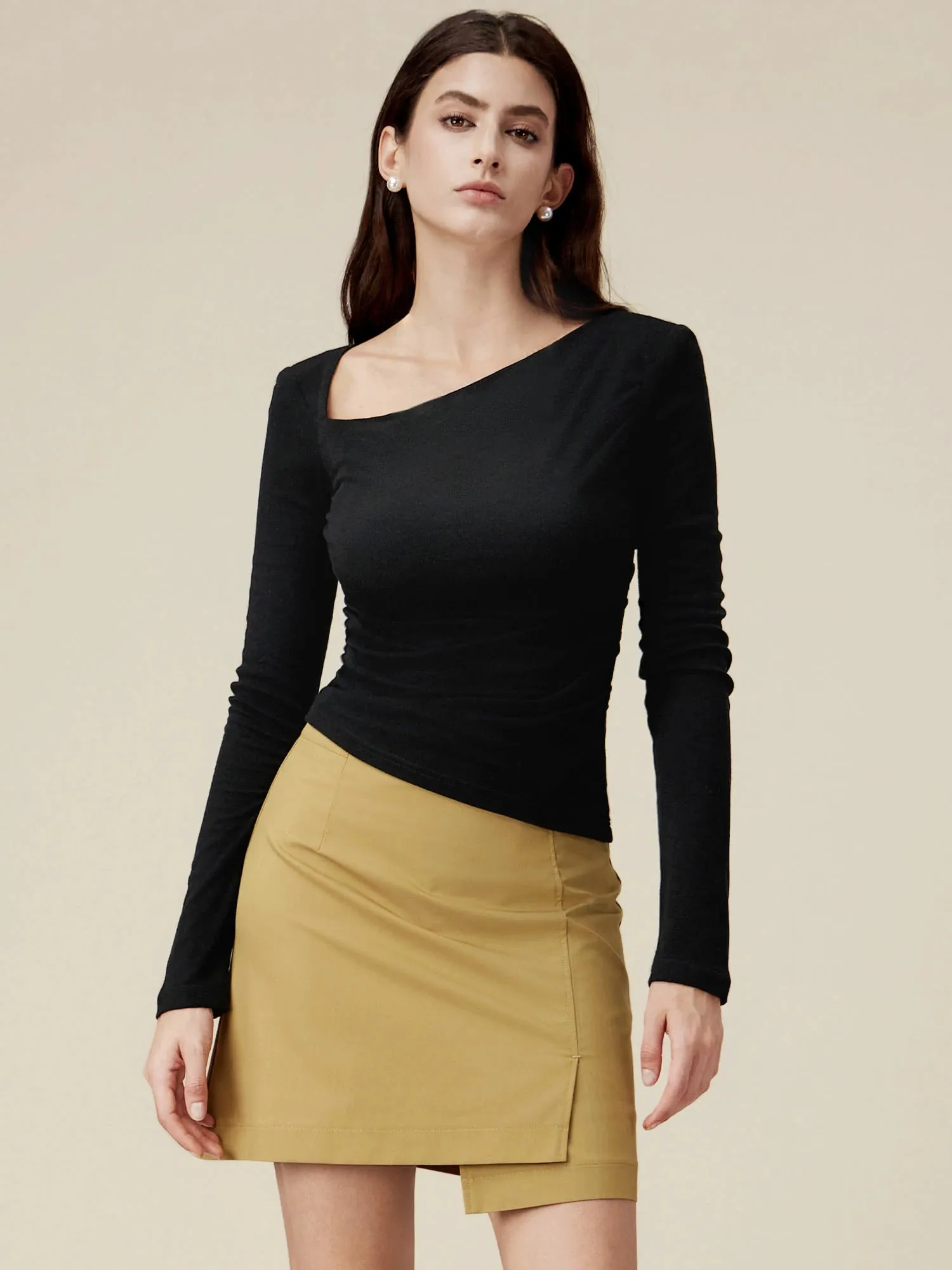 Amoretu Irregular Neck Slanted Shoulder T-Shirt