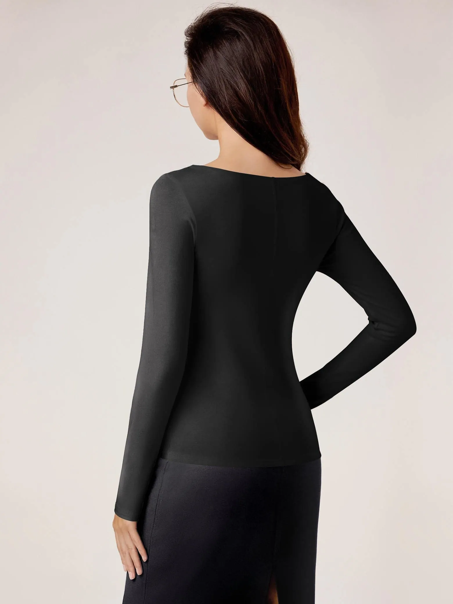 Amoretu Women's Scoop Neck Tee