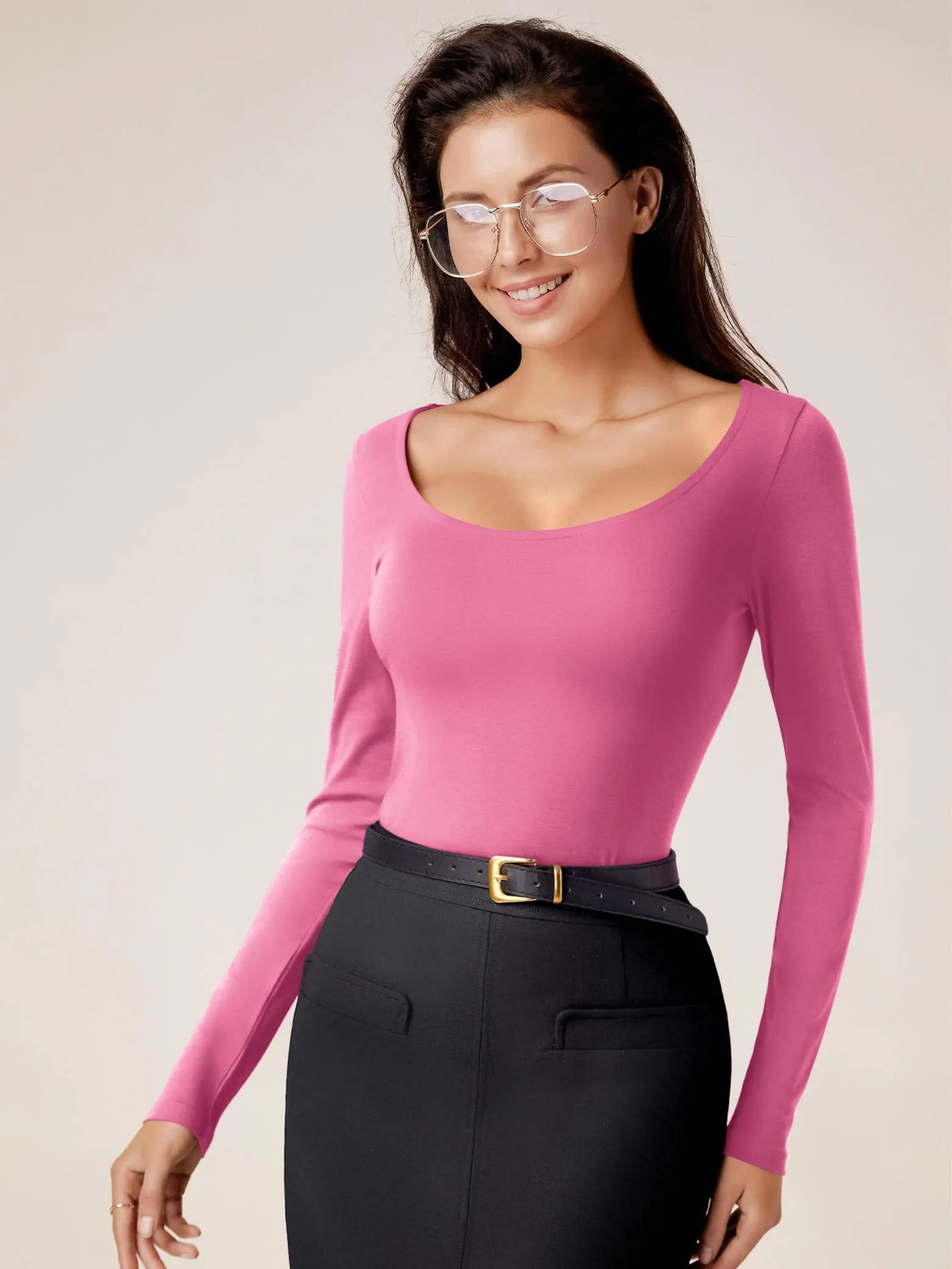 Amoretu Women's Scoop Neck Tee