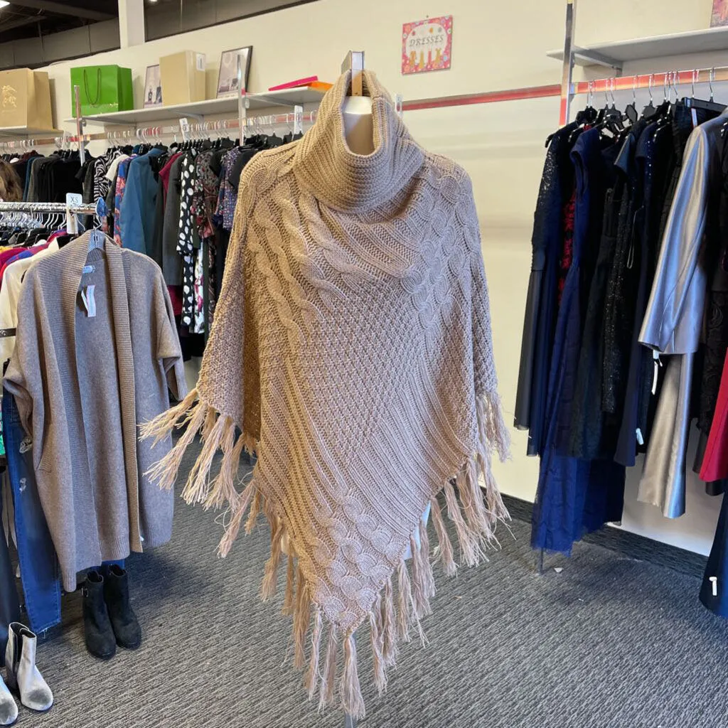 Cherie Bliss fringe poncho O/S